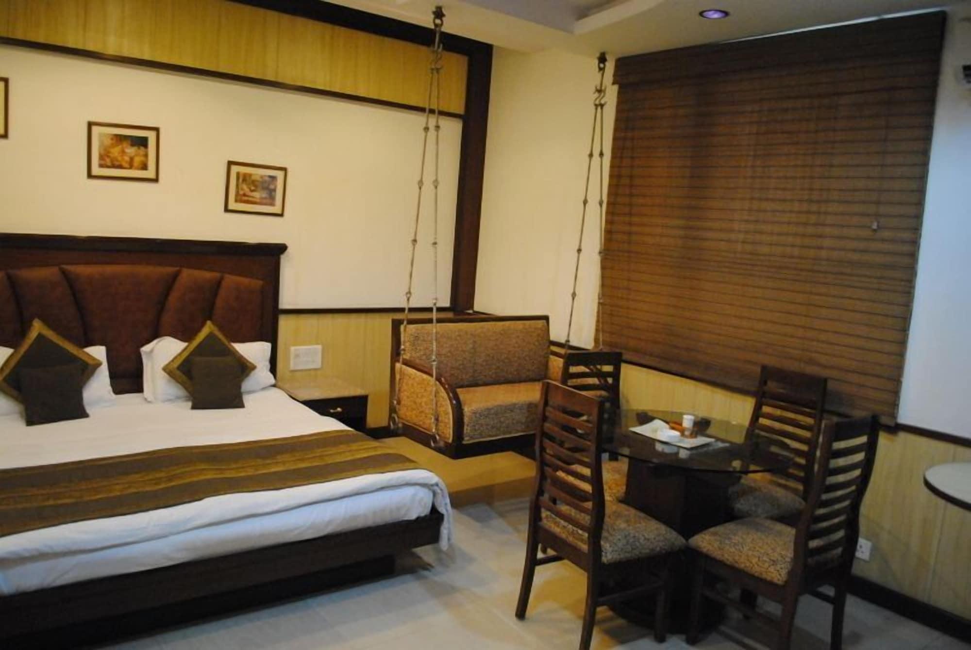 Hotel Baba Deluxe Near New Delhi Railway Station And City Center -By Rcg Hotels ภายนอก รูปภาพ