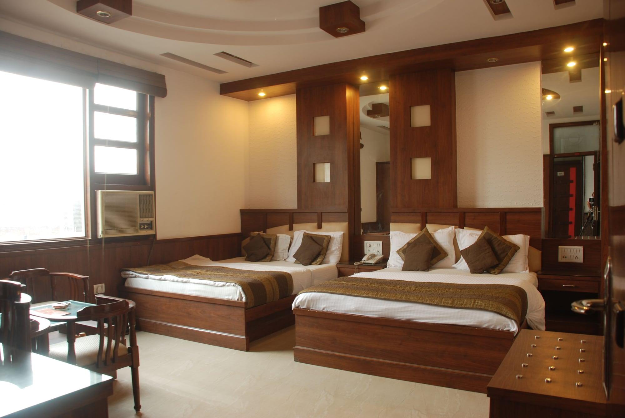 Hotel Baba Deluxe Near New Delhi Railway Station And City Center -By Rcg Hotels ภายนอก รูปภาพ