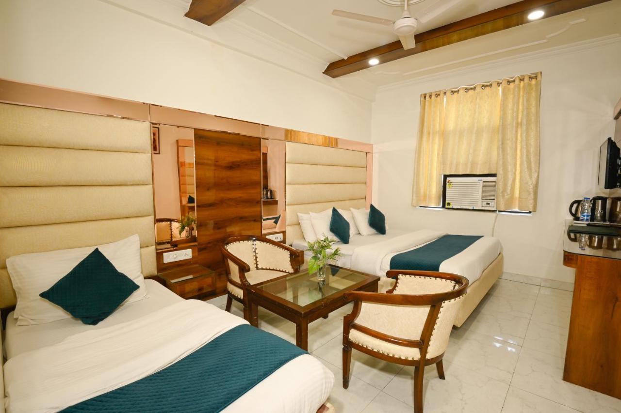Hotel Baba Deluxe Near New Delhi Railway Station And City Center -By Rcg Hotels ภายนอก รูปภาพ