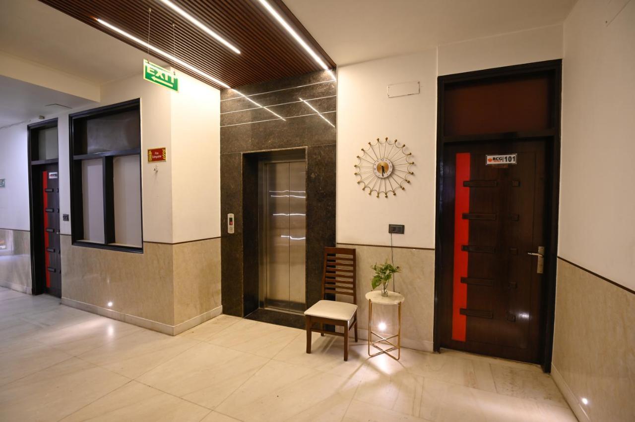 Hotel Baba Deluxe Near New Delhi Railway Station And City Center -By Rcg Hotels ภายนอก รูปภาพ