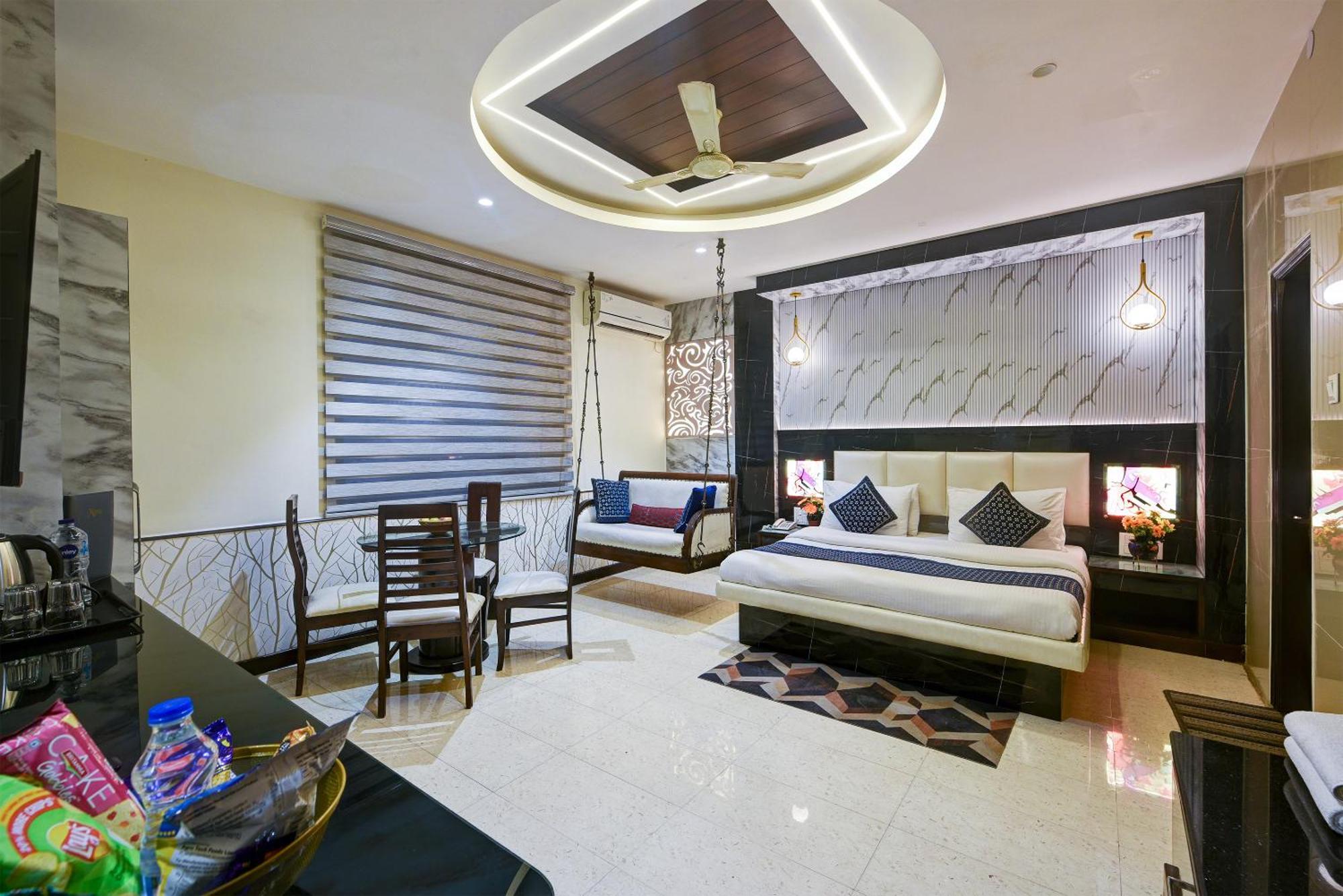 Hotel Baba Deluxe Near New Delhi Railway Station And City Center -By Rcg Hotels ภายนอก รูปภาพ