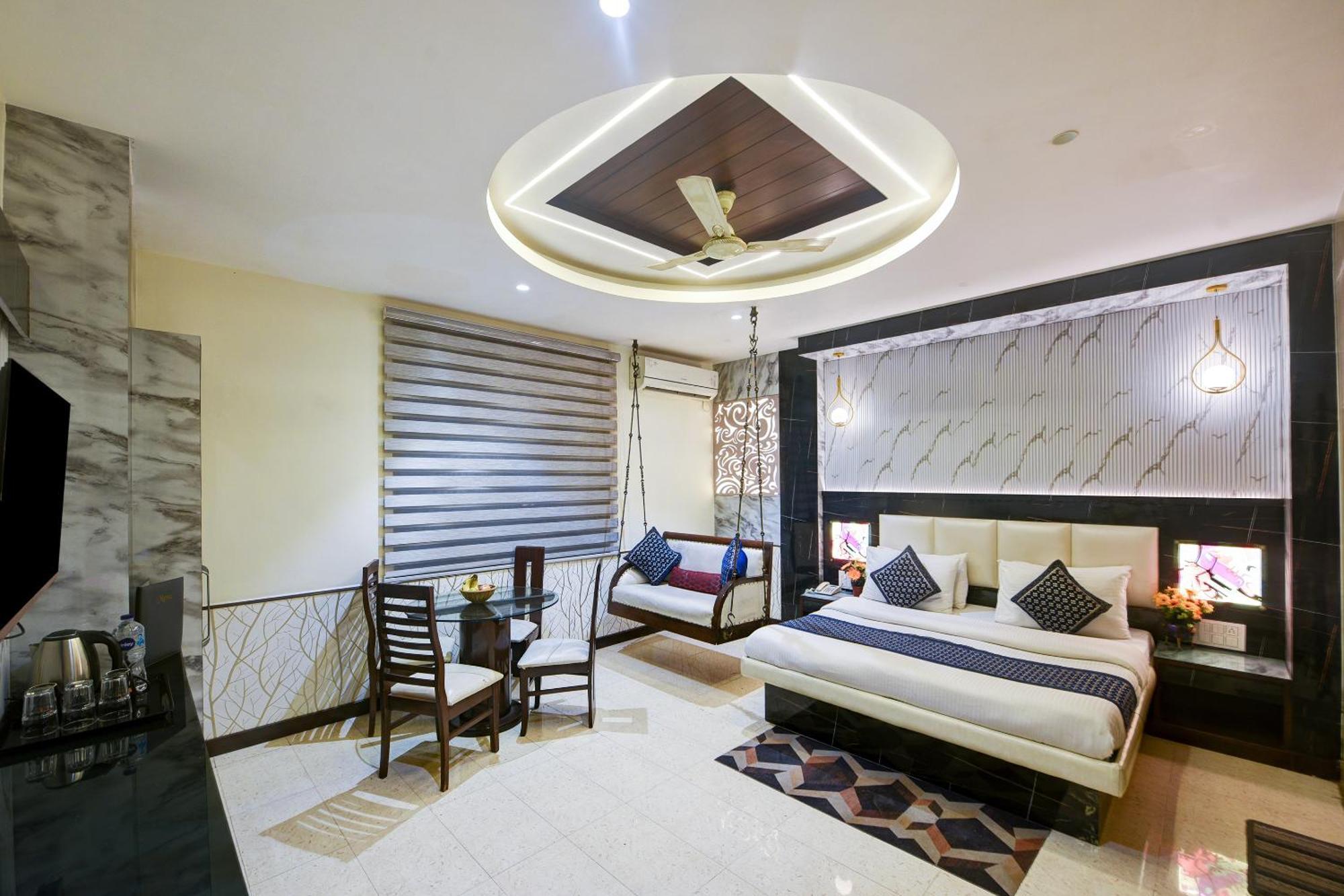 Hotel Baba Deluxe Near New Delhi Railway Station And City Center -By Rcg Hotels ภายนอก รูปภาพ