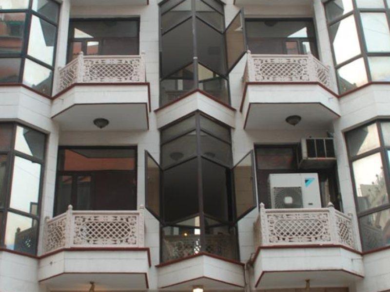 Hotel Baba Deluxe Near New Delhi Railway Station And City Center -By Rcg Hotels ภายนอก รูปภาพ